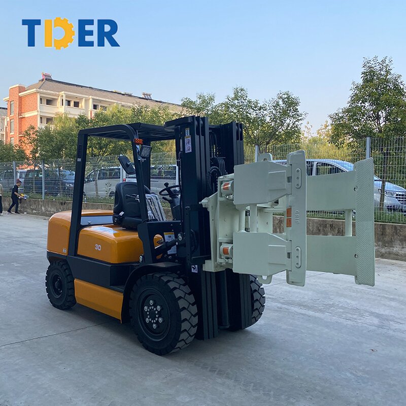 Forklift Attachment Manufacturer - TDER Bale Brick Paper Roll Clamp 2-3.5