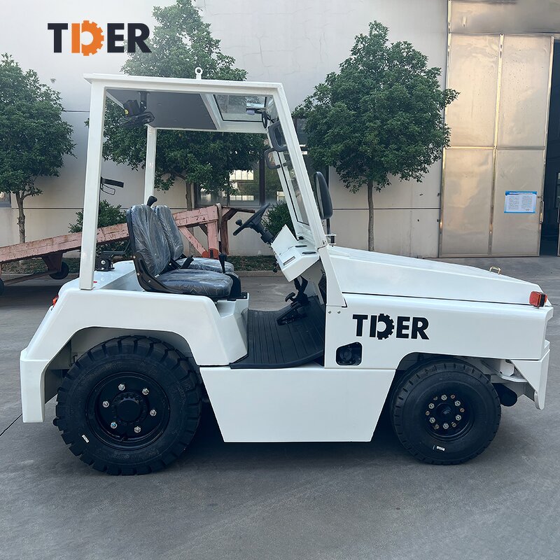 Aircraft Tow Tractor Manufacturer - TDER China diesel 25KN Baggage Towing