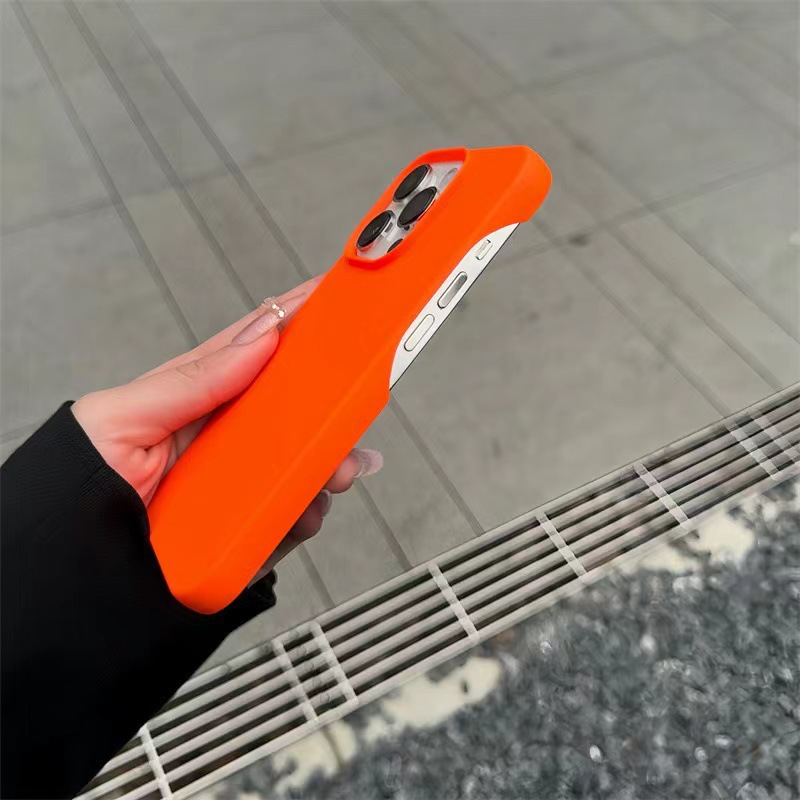 Solid Color Silicone Protective Case for iPhone 16 Pro for Samsung Models Soft Phone Grip Frosted Design Hollow Mobile Phone Cas