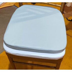 Dining Chair Supplier - French Style 5cm Thick Foam Cushioned