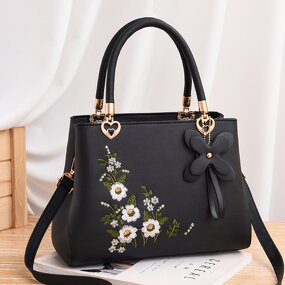 Tote Bag Factory - OEM/ODM Custom Wholesale Trendy Girl Shoulder Crossbody Bag