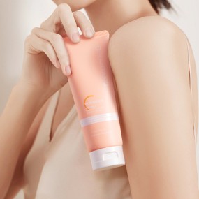 Gently Removes Hair Nourishes Skin Leaves Skin Smooth and Soft Moisturizing Soothing Vitamin C Hair Removal Cream