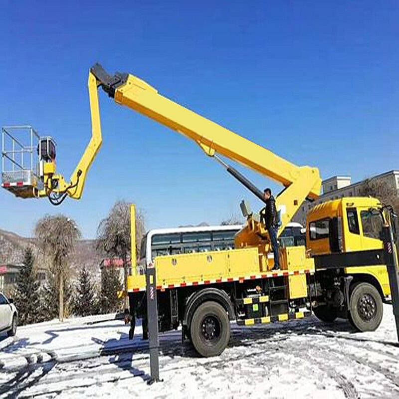 Aerial Work Vehicle Factory - OEM Diesel New Type Bucket Truck Crane