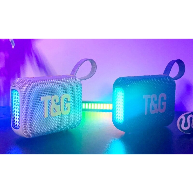 Outdoor BT Speaker Factory - OEM/ODM LED Colorful Light Card Insertion