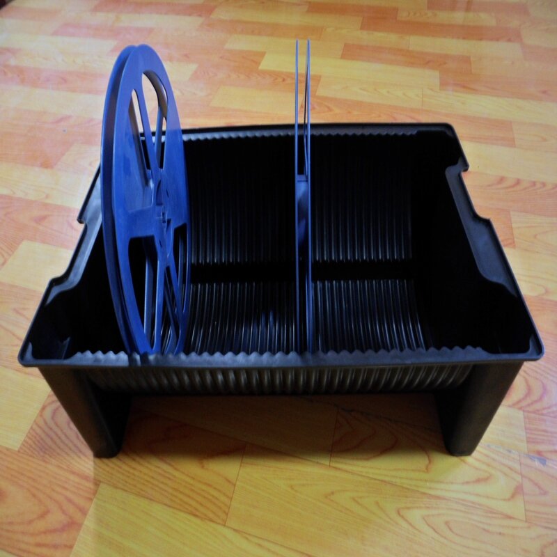 ESD Tray Manufacturer - OEM Wholesale Plastic Serving Antistatic SMT Conductive