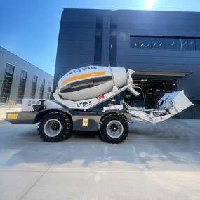 Self Loading Mixer Factory - OEM Factory Direct Sale 5.5 Cubic Meters Portable