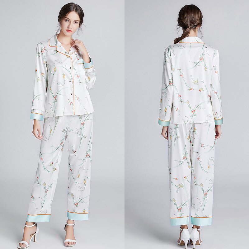 Silk Pajamas Manufacturer - OEM Women's Long Sleeve Printed Two Sets Home Wear