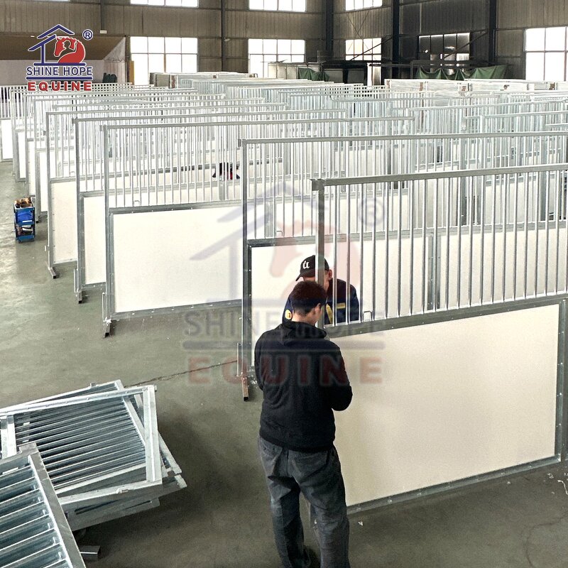Portable Run-in Shed Factory - OEM HDG Horse Stall Fronts with HDPE Panel