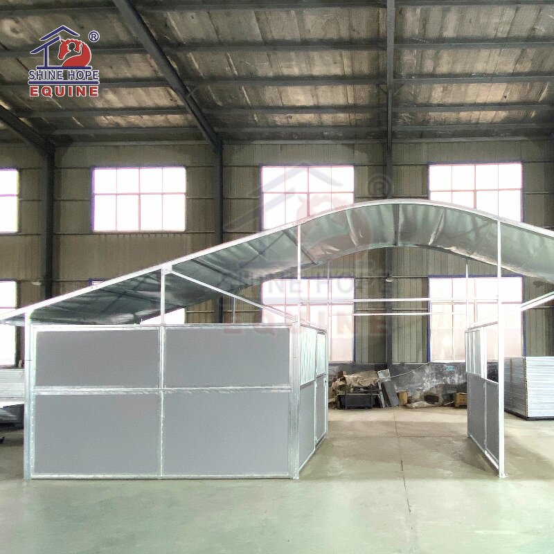 Mobile Horse Barn Manufacturer - OEM Customized Galvanized Portable Stalls with Roof
