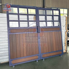 European Horse Stall Guard Factory - OEM Power Equestrian Bamboo Barn Door System