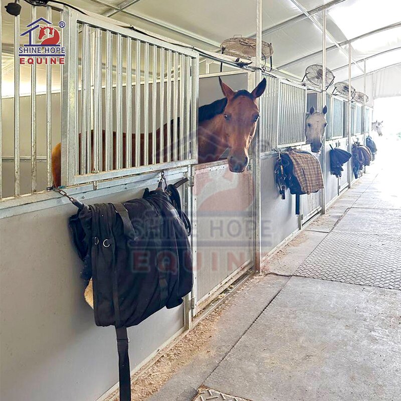 Mobile Horse Barn Manufacturer - OEM Customized Galvanized Portable Stalls with Roof