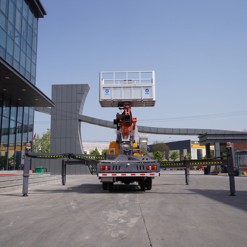 JMC Truck Mounted Aerial Lift Factory - OEM High 32M All-Terrain for Outdoor Jobs