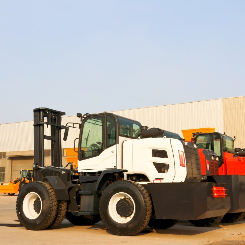 Counterbalance Forklifts Manufacturer - OEM Powered Attachment Crown 10 New Montacargas