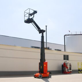 Aluminum Alloy Hydraulic Lifting Platform Manufacturer - OEM One-Person-Operated Electric Ladder
