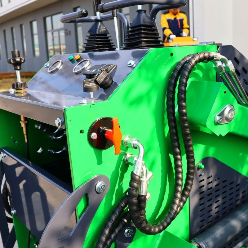 Mini Skid Steer Loader Manufacturer - OEM 1Ton Earth-Moving Rubber Tracked EPA Engine