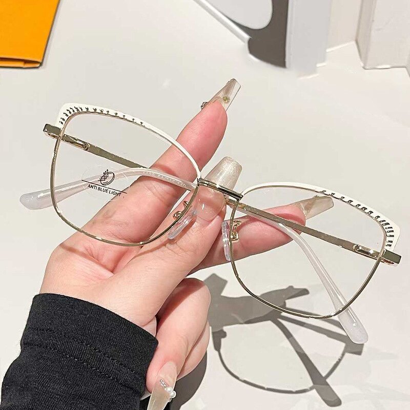 Blue Light Blocking Glasses Manufacturer - OEM Custom Women Optical Spectacles