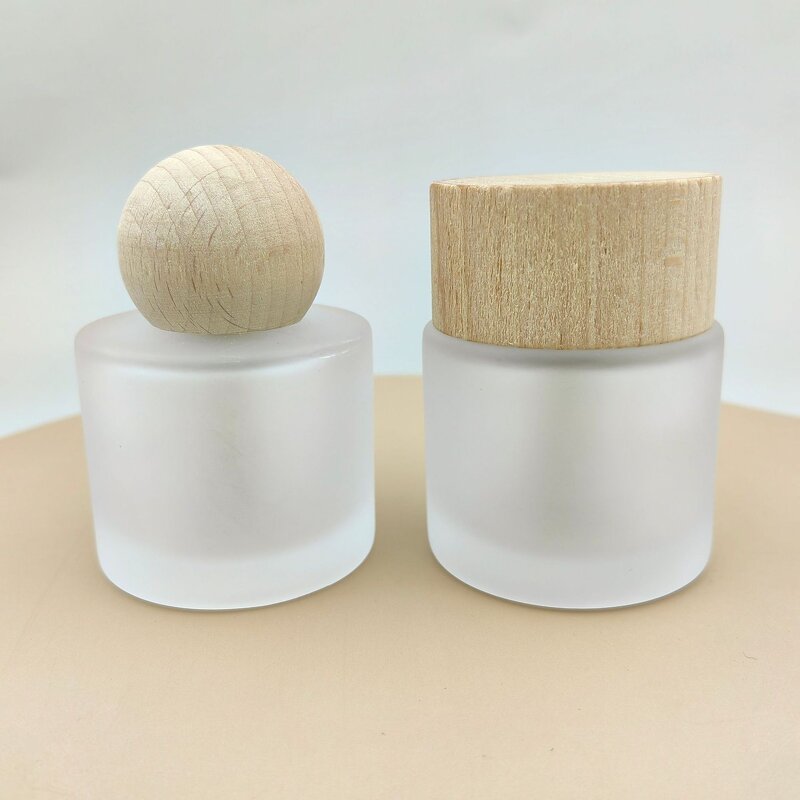Luxury Glass Diffuser Bottle Manufacturer - OEM Custom Logo 50ml with Wooden Cap Gift