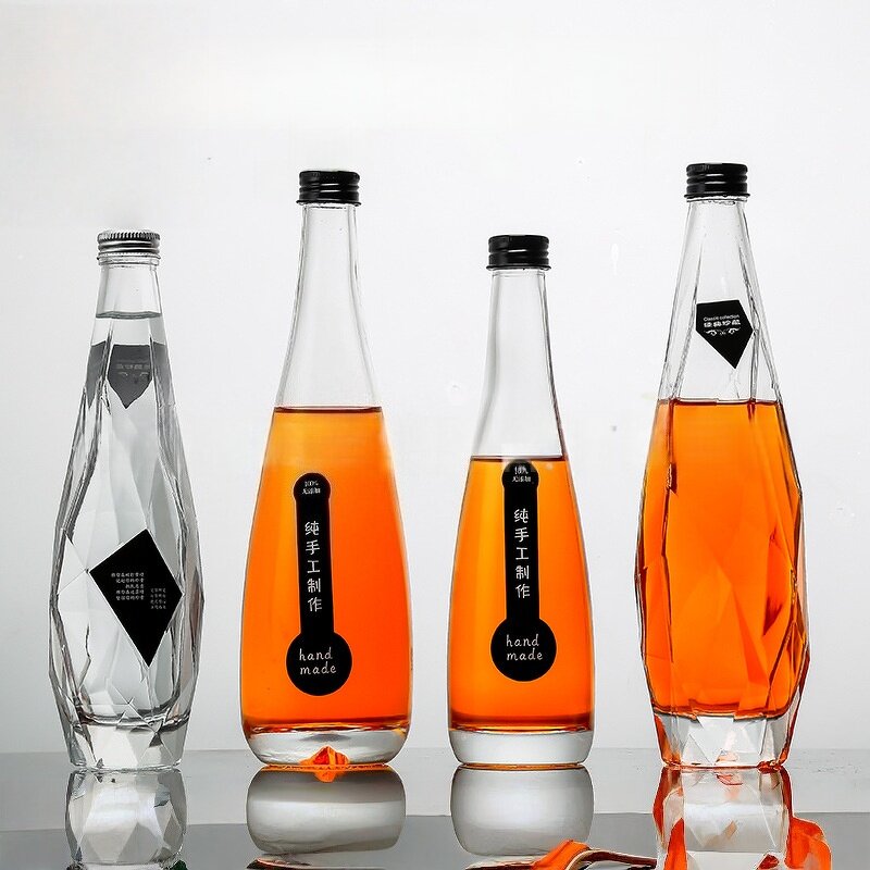 Unique Shaped Wine Bottle Factory - OEM Wholesale 350-750ml Clear Diamond Shape Vodka