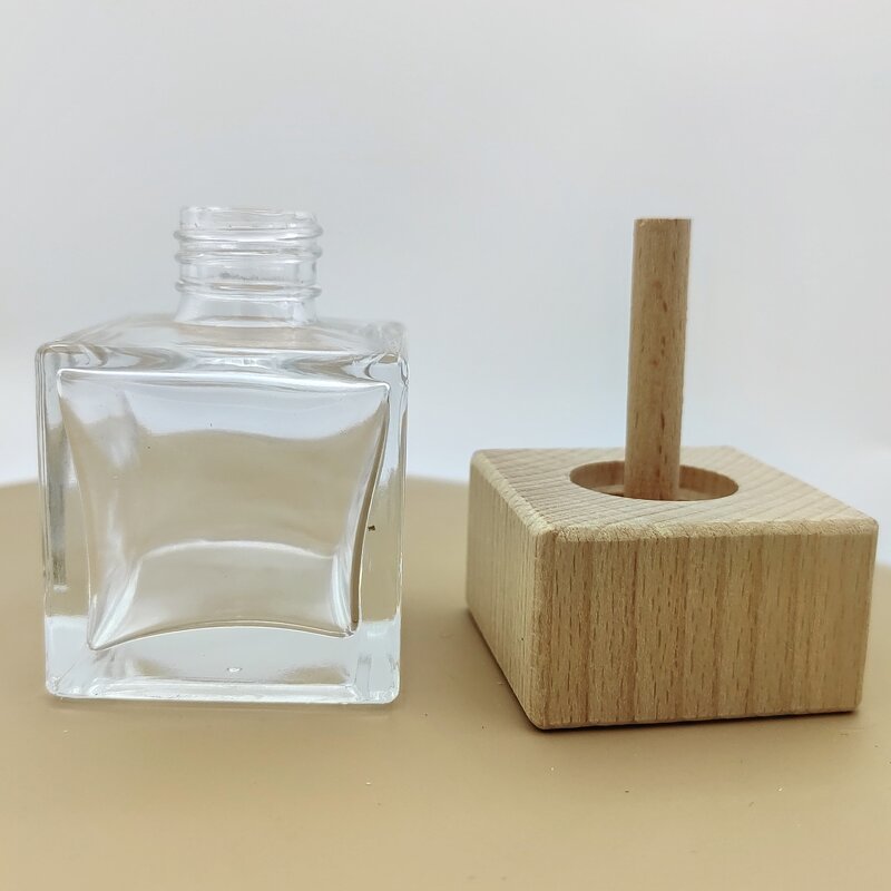 Square Glass Bottle Aroma Diffuser Factory - OEM Custom 50ml Air Freshener with Wooden