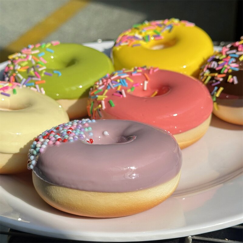 Donut Model Factory - OEM Custom Christmas Sugar Artificial Decor