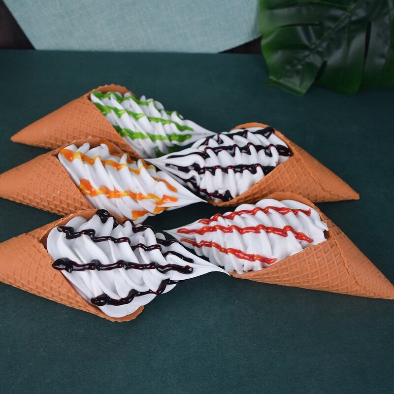 Strawberry Slice Model Manufacturer - OEM Custom PVC Realistic Kiwifruit