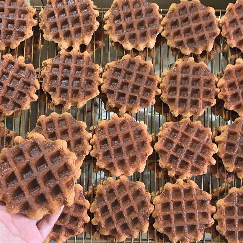 Waffle Model Factory - OEM Custom Chocolate Caramel Honeycomb Shape