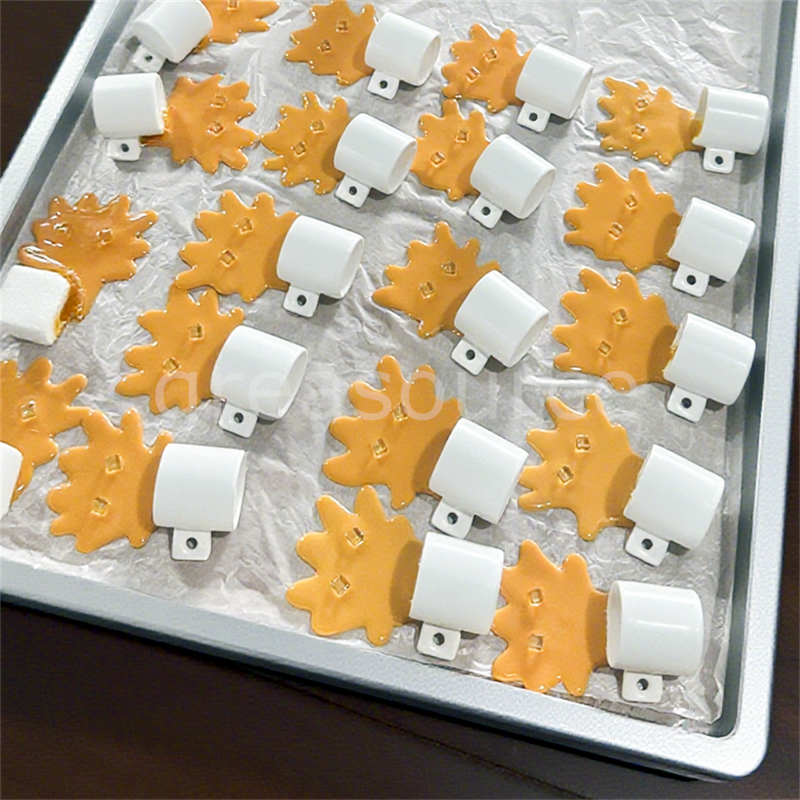 Phone Holder Manufacturer - OEM Custom Milk Tea Coffee Overturning Prank