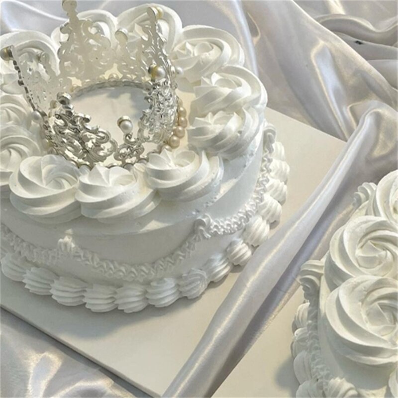 Cake Model Manufacturer - OEM Custom 4Inch Whipped Cream Strawberry