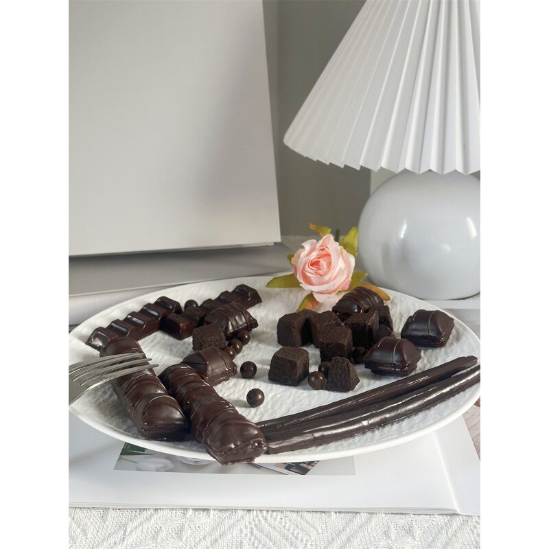 Chocolate Model Factory - OEM Custom Kinder Vanilla Bean Square