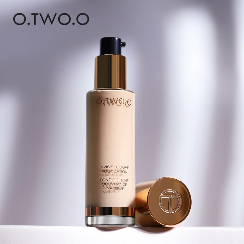 O.TWO.O Makeup Moisturizing Full Coverage 8 Color Liquid Foundation Brightening Skin Concealer Wholesale
