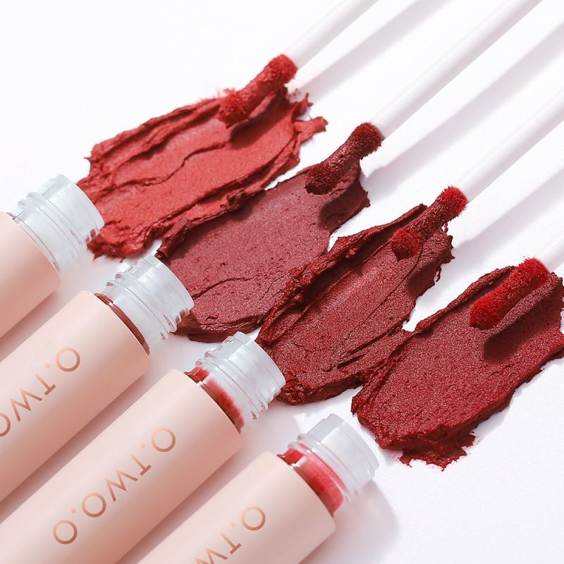 new O.TWO.O Wholesale New Arrival Lipstick Long Lasting Vegan Matte Waterproof Misty Cream Velvet Lip Mud