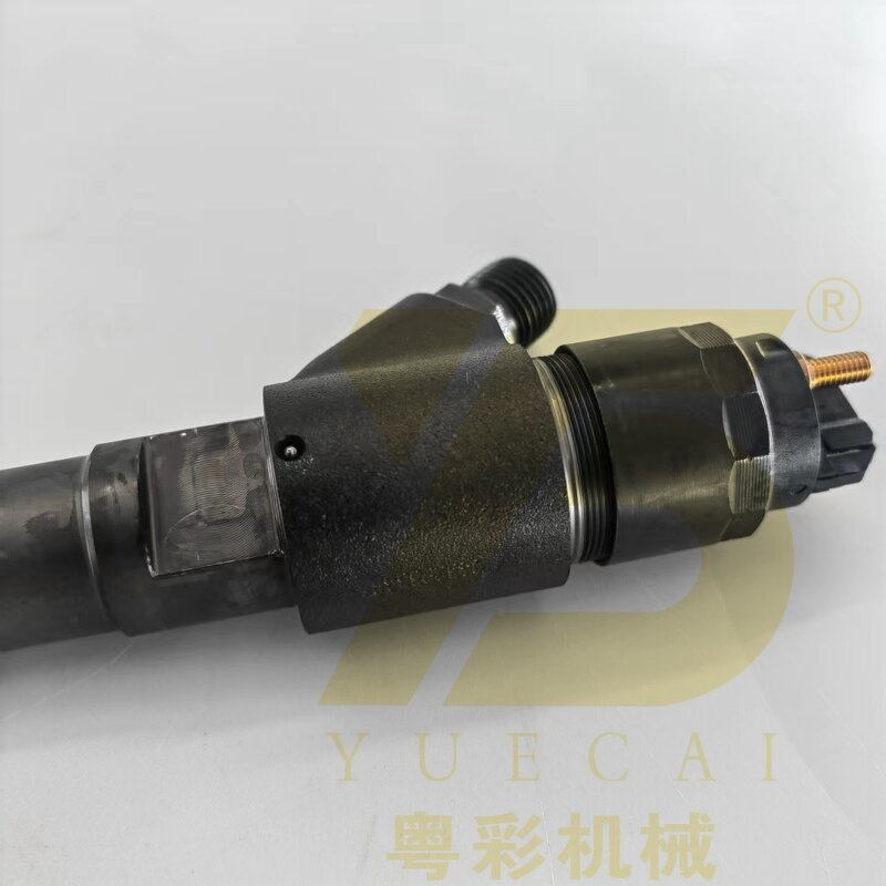 Excavator Engine Injector Manufacturer - OEM YUE CAI 20798683 EC210B D7E