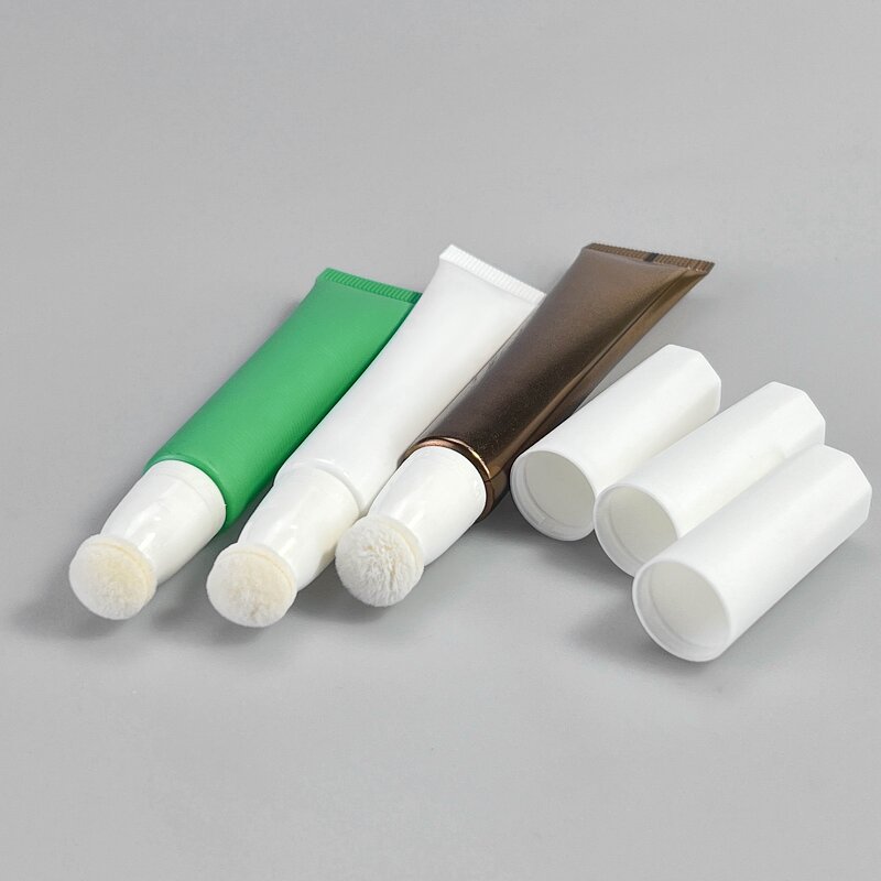 Foundation Tube Factory - 20g Empty with Sponge Applicator