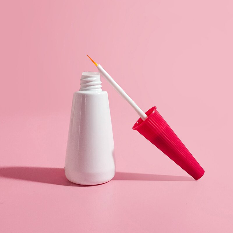 Eyeliner Container Factory - 16ml Plastic with Yellow Tips