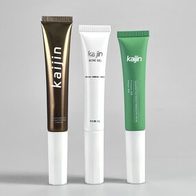 Foundation Tube Factory - 20g Empty with Sponge Applicator