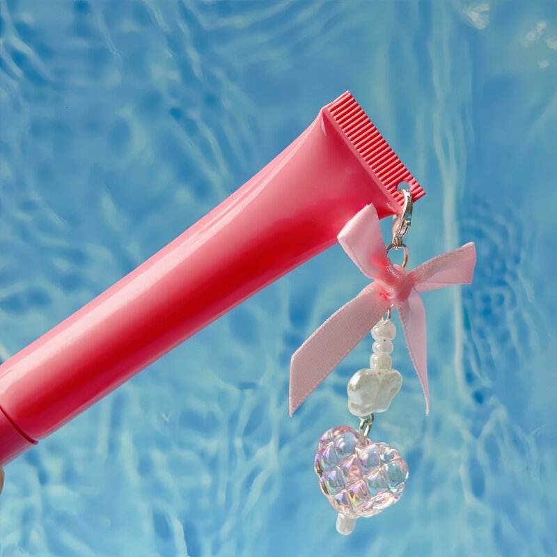 Lip Gloss Squeeze Tube Factory - 10ml Round Lid Plastic with Pendant