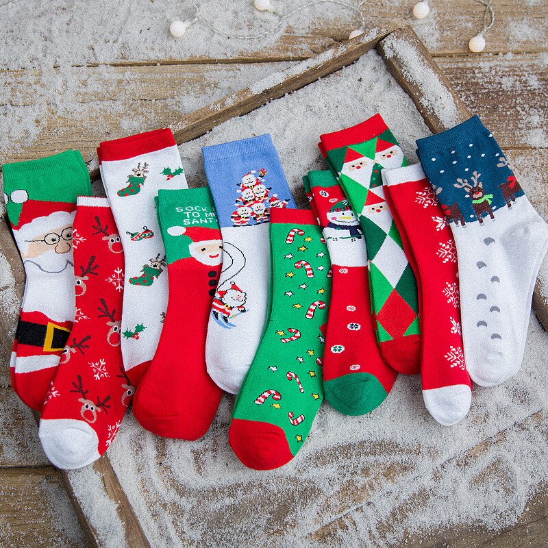 Christmas Socks Manufacturer - OEM Novelty Santa Cotton Knit Crew