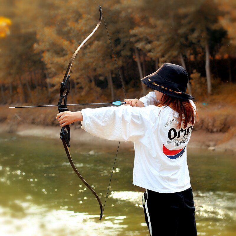 Recurve Bow Factory - Takedown Metal Riser Carbon Arrow Rest 30-50 Lbs