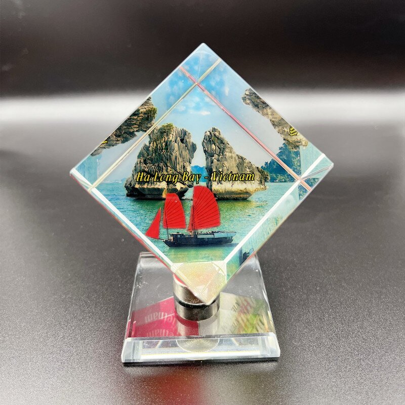 Crystal Photo Frame Manufacturer - OEM Wholesale 60mm Rotating Glass Cube