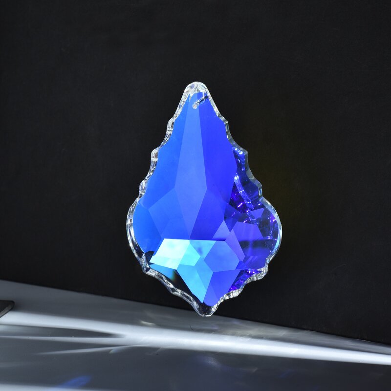 Crystal Pendant Supplier - OEM 38mm Hanging Maple Leaf Chandelier Prisms