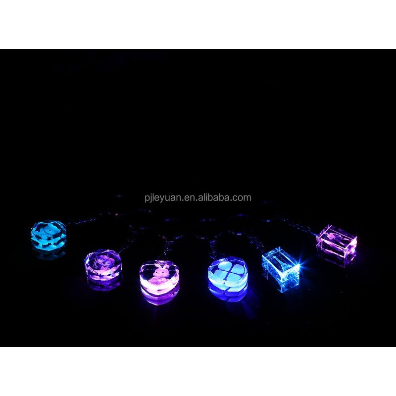 Crystal Key Chain Manufacturer - OEM Wholesale Cheap Custom 3D Keychain