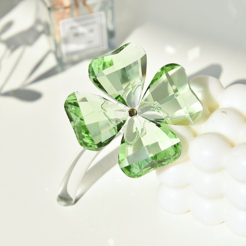 Crystal Figurine Supplier - OEM Four-Leaf Clover Glass Ornament
