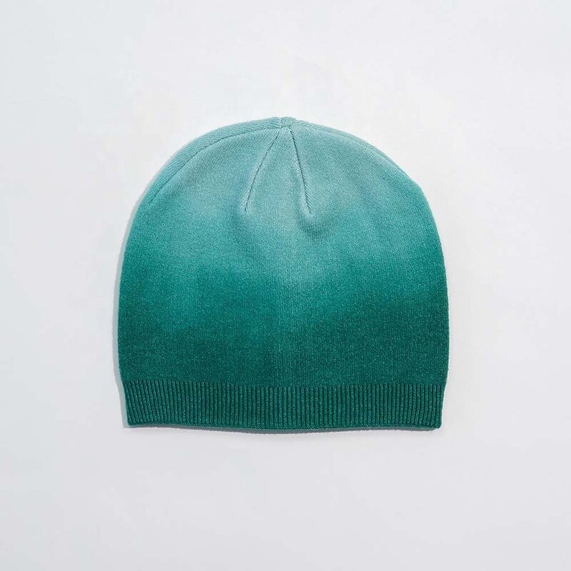 Knitted Beanie Factory - OEM Custom Dyed Gradient Color Beanie