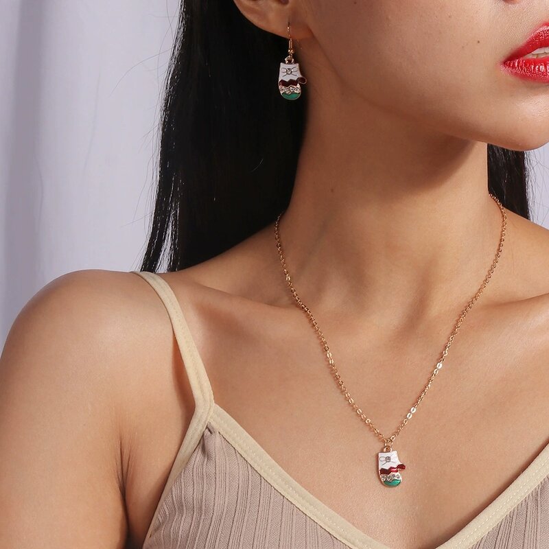 Christmas Jewelry Set Factory - Tree Stockings Santa Claus Reindeer Pendant Set