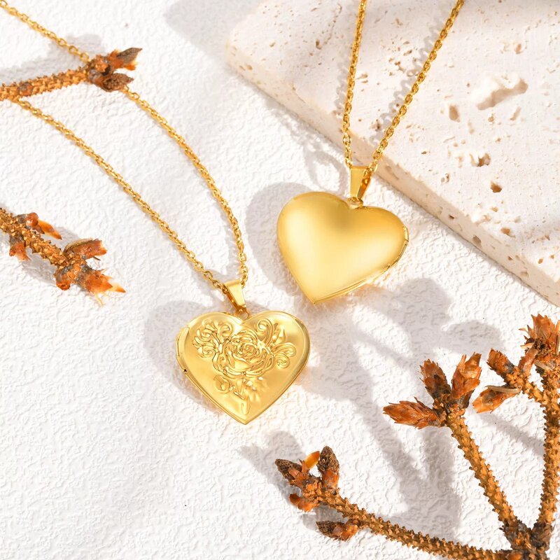 Photo Locket Necklace Factory - 18K Gold Stainless Steel Heart Shape Cylinder Locket