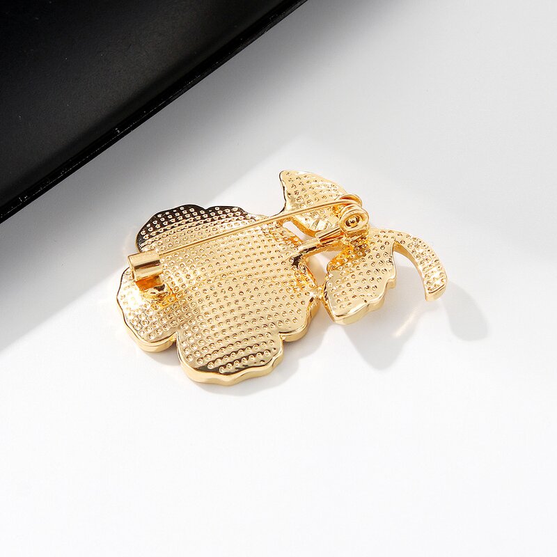 Remembrance Pin Factory - Enamel Poppy Flower Lest We Forget Zircon Brooch Badge