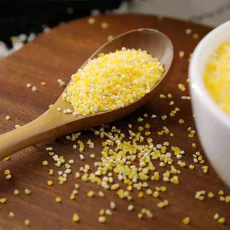 Wholesale Factory Price Organic White Corn Grits Poultry Birds Feed 25kg Bag Gluten-free Coarse Grain Maize Polenta Corn Grits