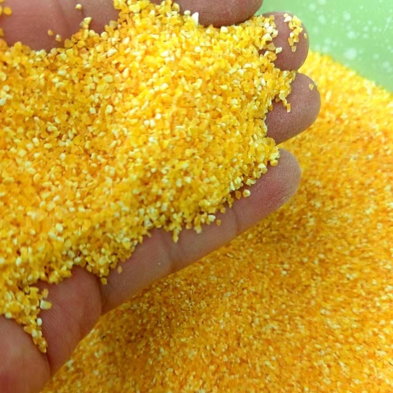 Wholesale Factory Price Organic White Corn Grits Poultry Birds Feed 25kg Bag Gluten-free Coarse Grain Maize Polenta Corn Grits