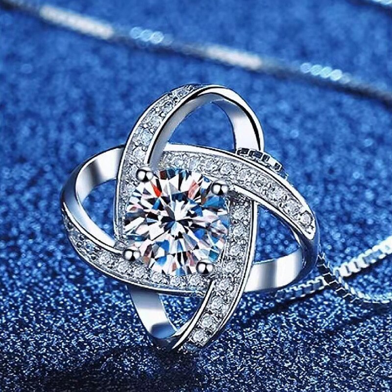 Flower Necklace Manufacturer - Muse Trending Flower Platinum Plated One Carat Zircon Pendant