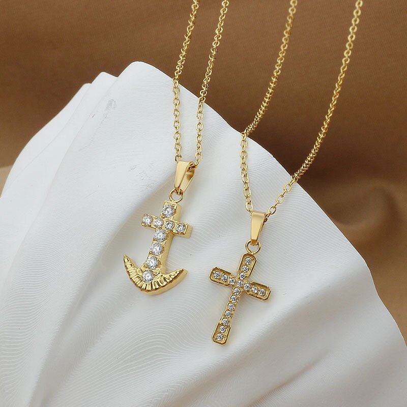 Children's Cross Necklace Factory - Stainless Steel Gold Plated Diamond Pendant Figaro Chain
